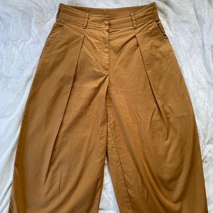 Aritzia Babaton pant